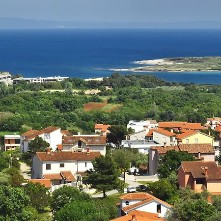 Smiljevac * Ližnjan