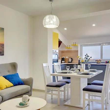 Lidija Apartment *